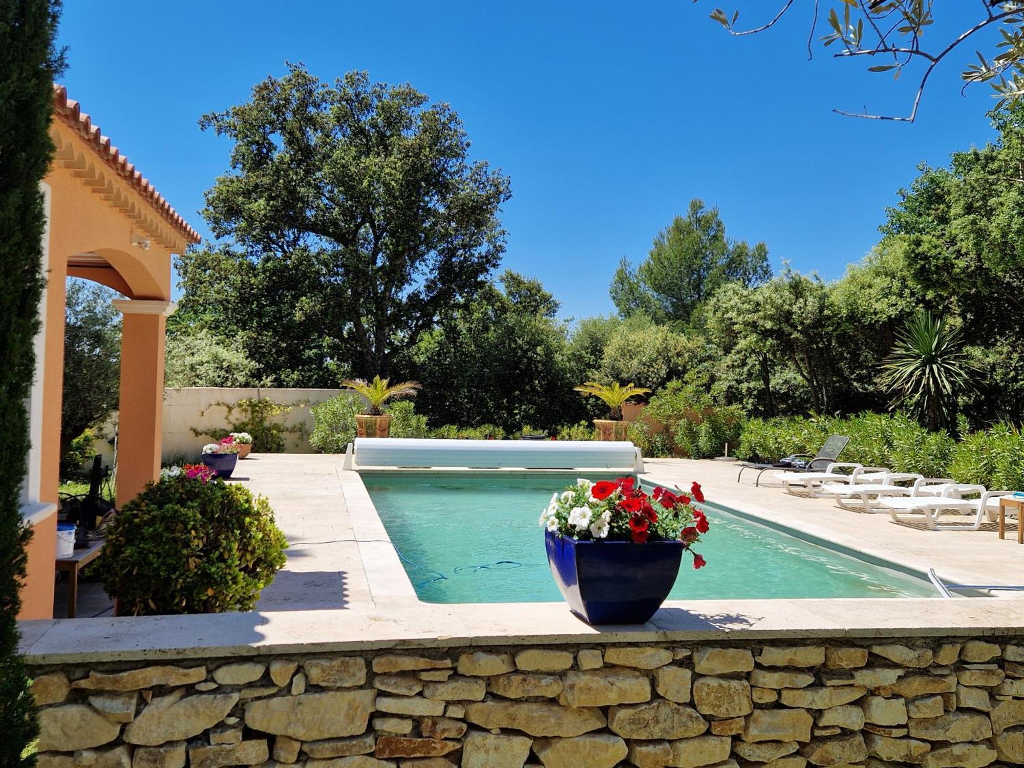 La Cigaliere Villa L'Isle-sur-la-Sorgue Bagian luar foto