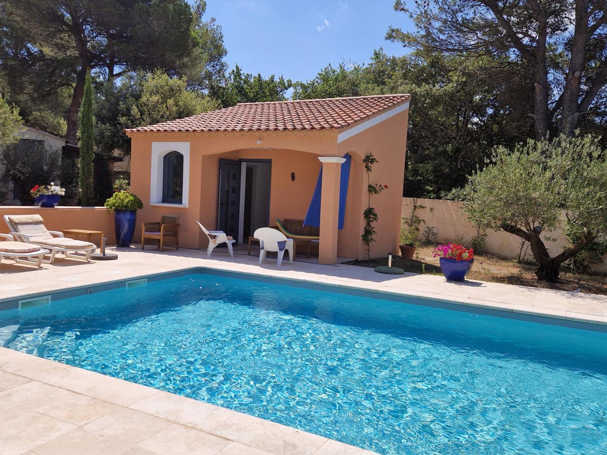 La Cigaliere Villa L'Isle-sur-la-Sorgue Bagian luar foto